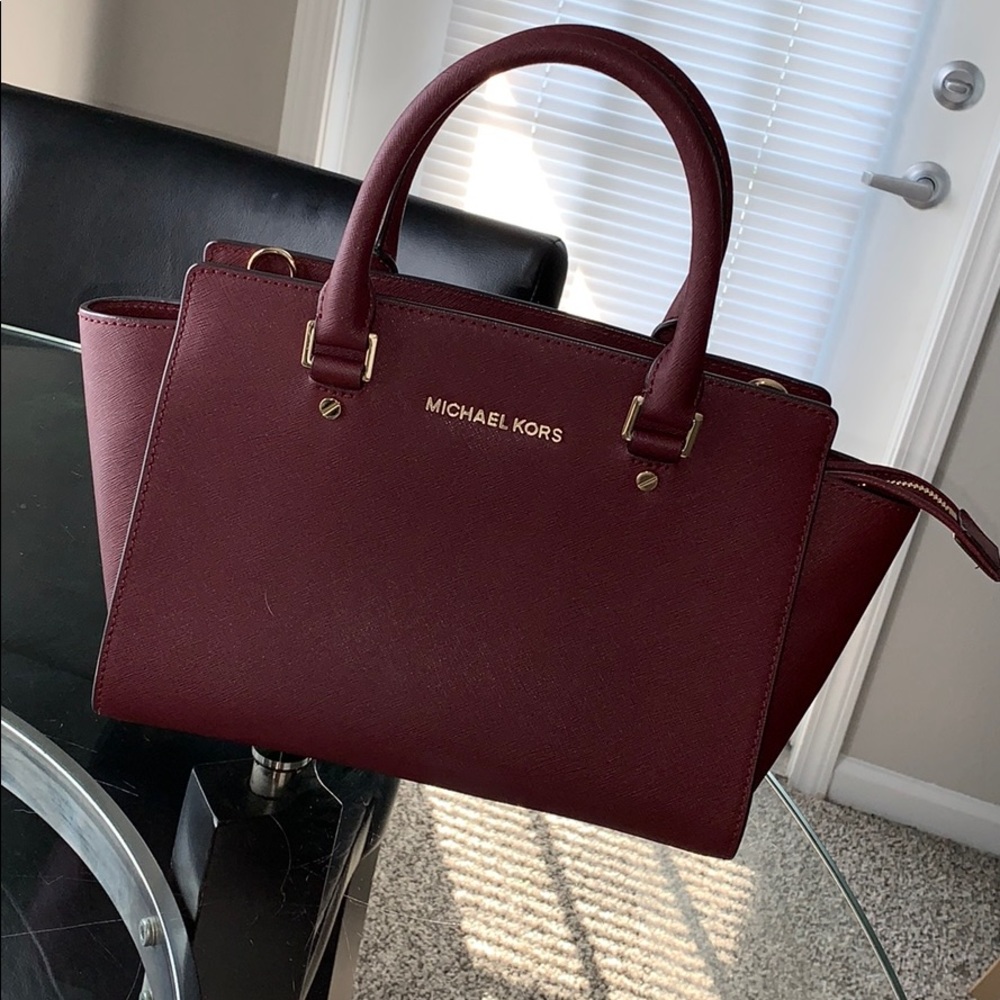 Michael Kors purse